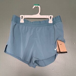 Nike swift mid rise 2.5” Women's Running Shorts